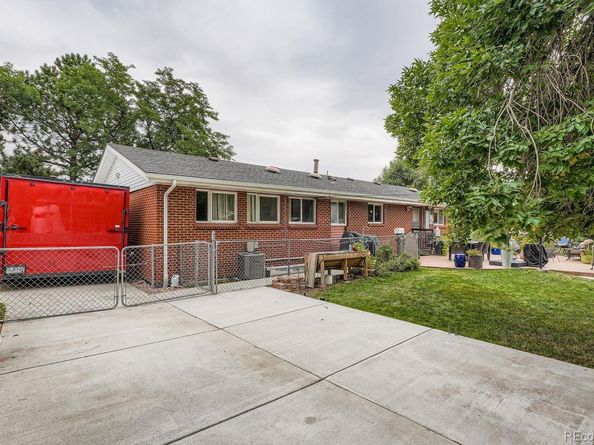 355 Gray Street, Lakewood CO 80226