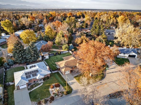 2555 Lewis Court, Lakewood CO 80215