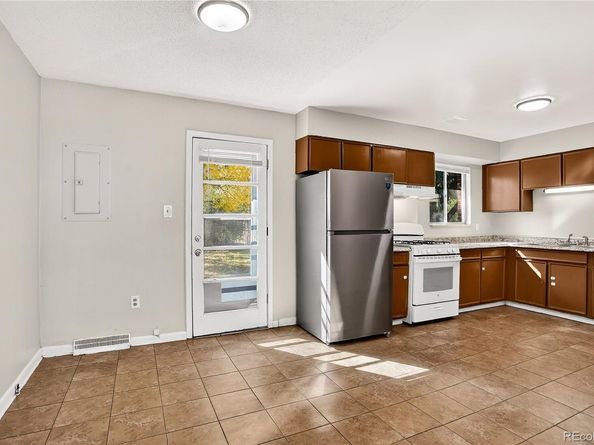 489 Toledo Street, Aurora CO 80011
