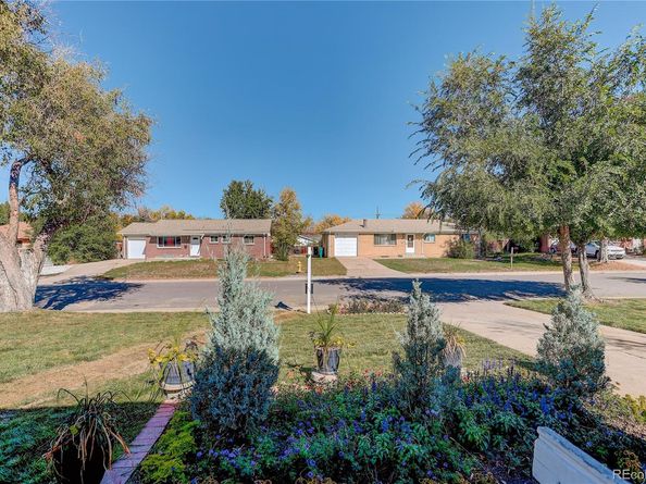 489 Toledo Street, Aurora CO 80011