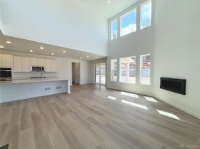 24674 E Kettle Court, Aurora CO 80016