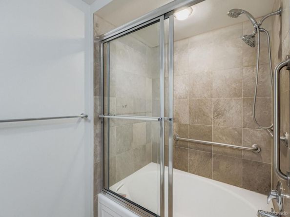 8100 E Union Avenue 910, Denver CO 80237