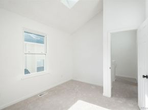 961 S Pitkin Court, Aurora CO 80017