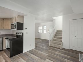 961 S Pitkin Court, Aurora CO 80017