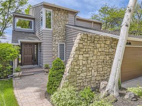 Undisclosed Address #7732874, Littleton CO 80120
