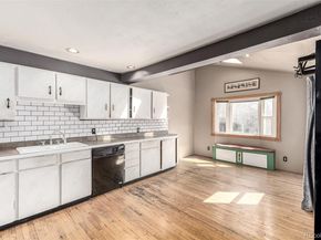 40 Dover Street, Lakewood CO 80226