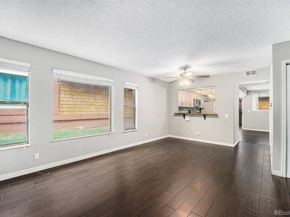 1273 S Crystal Way, Aurora CO 80012