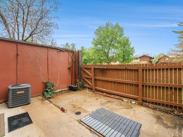 1273 S Crystal Way, Aurora CO 80012