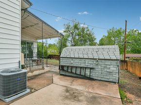 926 S Robb Way, Lakewood CO 80226