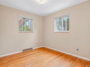 926 S Robb Way, Lakewood CO 80226