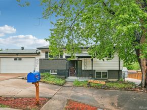 926 S Robb Way, Lakewood CO 80226