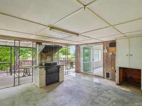 926 S Robb Way, Lakewood CO 80226