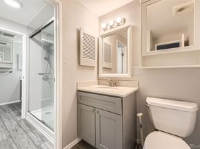 7355 E Quincy Avenue 101, Denver CO 80237
