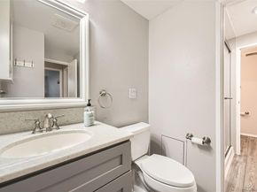 7355 E Quincy Avenue 101, Denver CO 80237