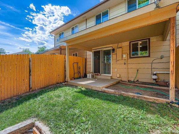 1976 Eagle Street, Aurora CO 80011