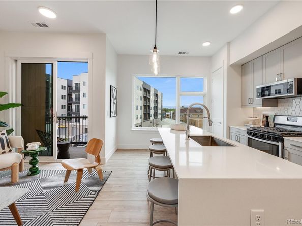 2876 W 53rd Avenue 301, Denver CO 80221