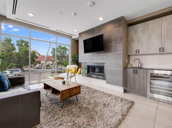 2876 W 53rd Avenue 301, Denver CO 80221