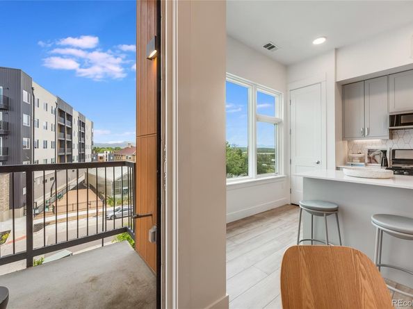 2876 W 53rd Avenue 301, Denver CO 80221