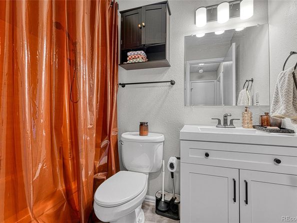 16038 E Oxford Drive, Aurora CO 80013