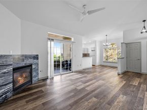 8422 S Upham Way G60, Littleton CO 80128