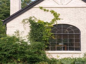 1300 N Glencoe Street, Denver CO 80220