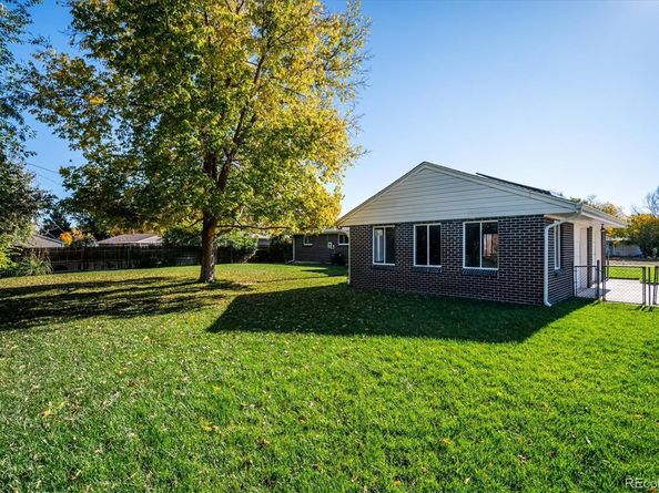 6799 S Clermont Street, Centennial CO 80122