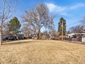 2735 E 7th Avenue Parkway, Denver CO 80206