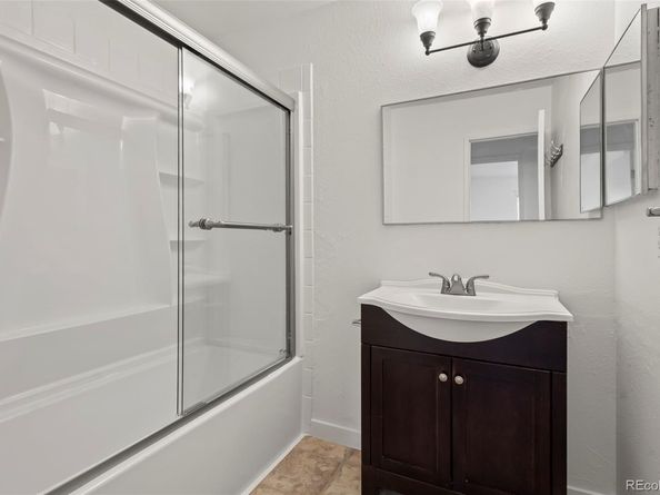 Undisclosed Address #4689121, Littleton CO 80123