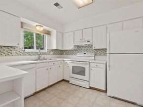 Undisclosed Address #4689121, Littleton CO 80123