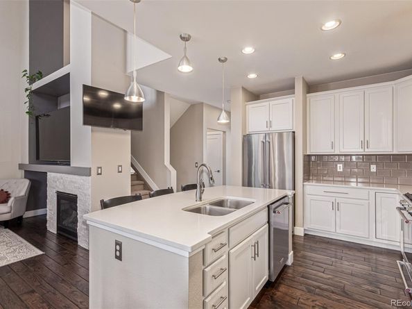 9835 W Hinsdale Place, Littleton CO 80128