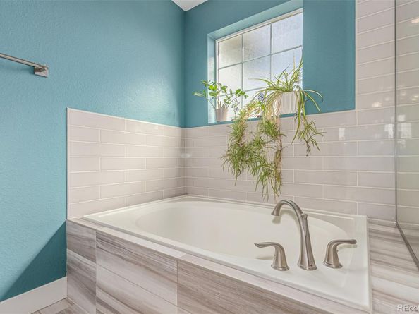 9835 W Hinsdale Place, Littleton CO 80128