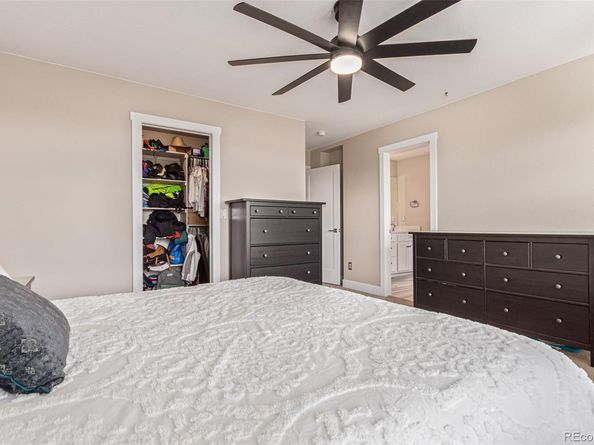 9835 W Hinsdale Place, Littleton CO 80128