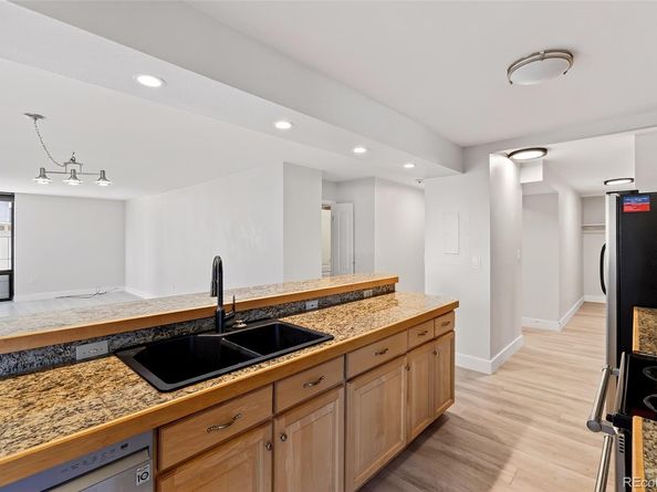 1625 Larimer 505, Denver CO 80202