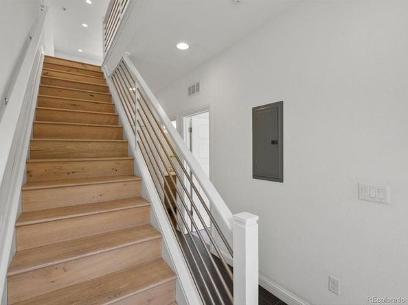 73 W 10th Avenue, Denver CO 80204