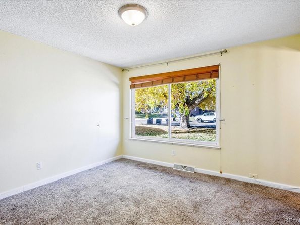 3404 S Clinton Court, Denver CO 80231