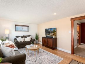 525 Elmira Street, Aurora CO 80010