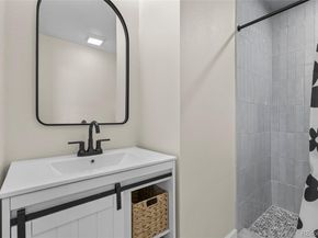 5984 S Monaco Way, Centennial CO 80111