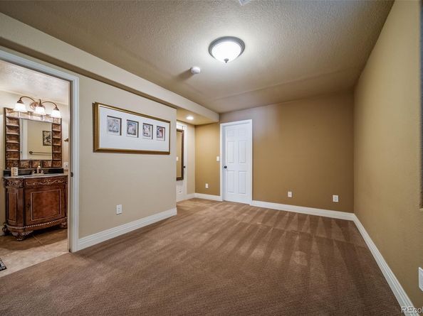 19676 E Pinewood Drive, Aurora CO 80016