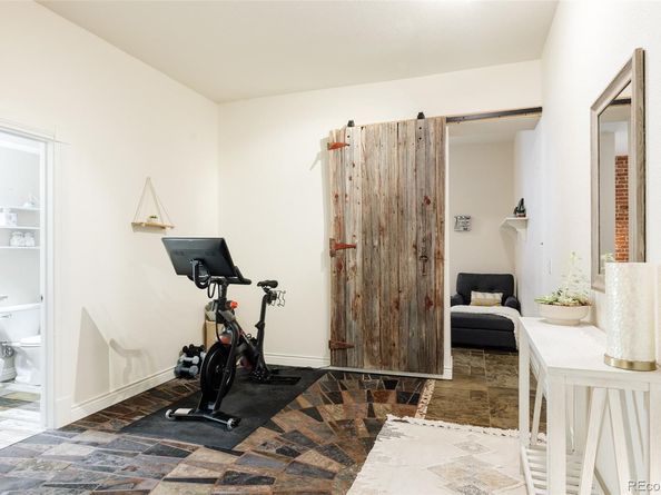3249 W Fairview Place 111, Denver CO 80211