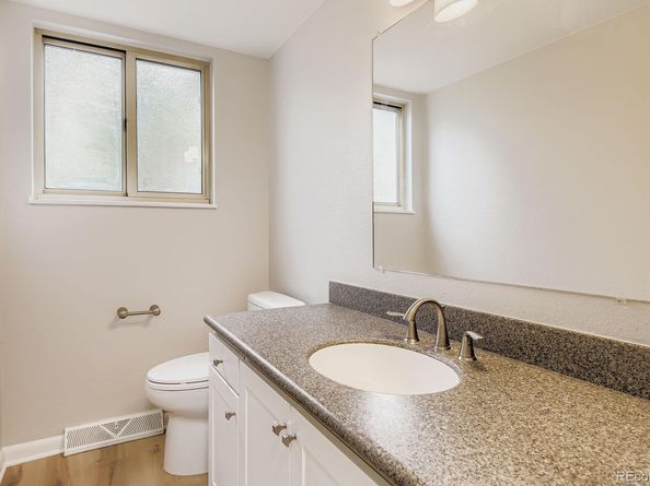 5469 W Hinsdale Avenue, Littleton CO 80128