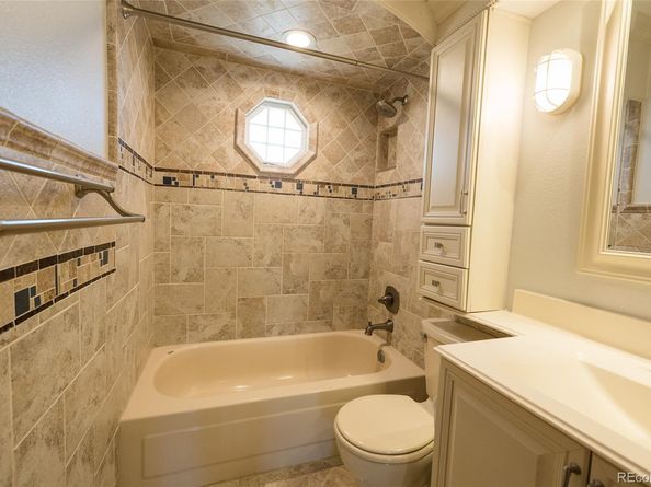 6021 W Warren Court, Lakewood CO 80227