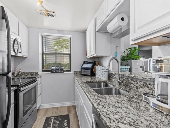 9867 E Peakview Avenue E1, Englewood CO 80111