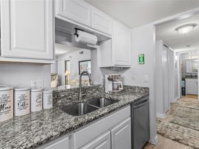 9867 E Peakview Avenue E1, Englewood CO 80111