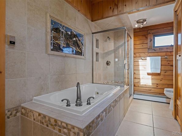 2005 Applewood Drive, Lakewood CO 80215