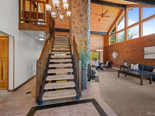 2005 Applewood Drive, Lakewood CO 80215