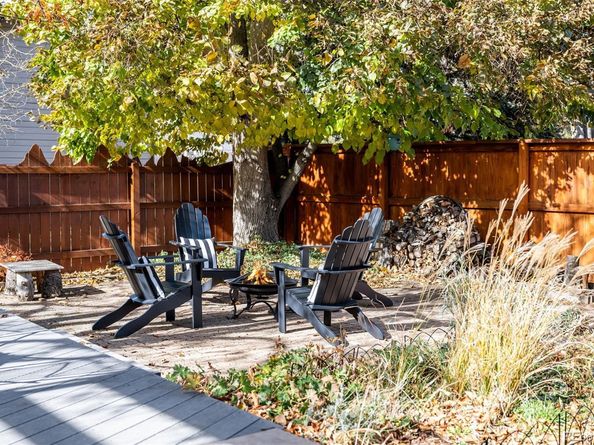 2005 Applewood Drive, Lakewood CO 80215