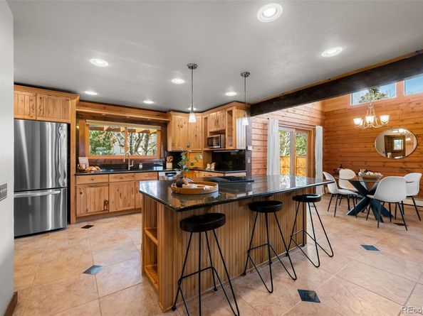 2005 Applewood Drive, Lakewood CO 80215