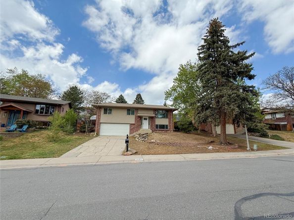 1437 S Yank Street, Lakewood CO 80228
