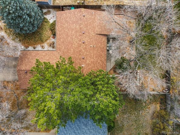 1125 Memphis Street, Aurora CO 80011