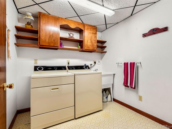 1125 Memphis Street, Aurora CO 80011